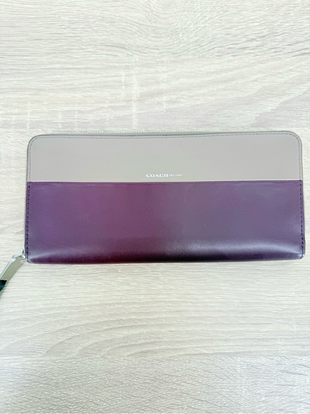 Coach Colorblock Nappa Leather Accordion Zip Around Wallet Taupe Plum Card Case - Picture 10 of 10